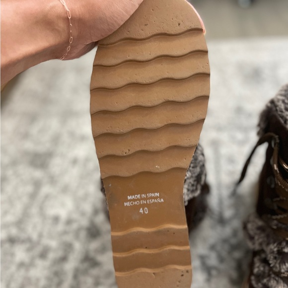 Fur/suede Booties - Picture 6 of 12